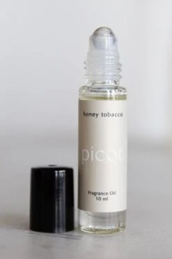 Picot Honey Tobacco Crystal Roller -Corkcicle Shop 1 95791.1675209794.1280.1280