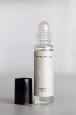 Picot Honey Tobacco Crystal Roller -Corkcicle Shop 2 52140.1675209821.1280.1280