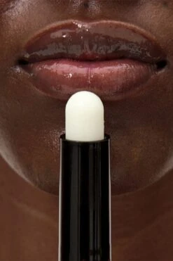 Om Organics Argan + Tucuma Lip Butter