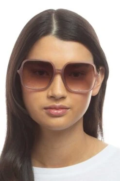 Le Specs Hey Hunni Alt Fit Sunnies In Chestnut -Corkcicle Shop 3 05394.1662517308.1280.1280