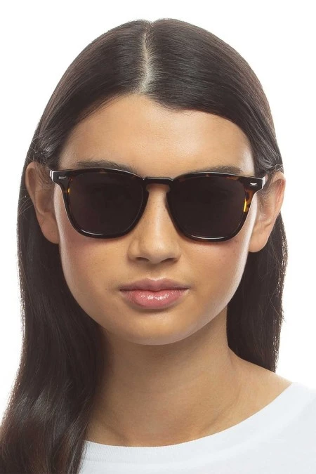 Le Specs No Biggie Sunnies In Tokyo Tortoise 4 Le Specs No Biggie Sunnies In Tokyo Tortoise - Image 2