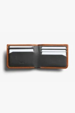 Bellroy Hide And Seek LO Wallet In Caramel RFID 10 Bellroy Hide And Seek LO Wallet In Caramel RFID -Corkcicle Shop hide and seek caramel 2 91146.1555472984.1280.1280 1